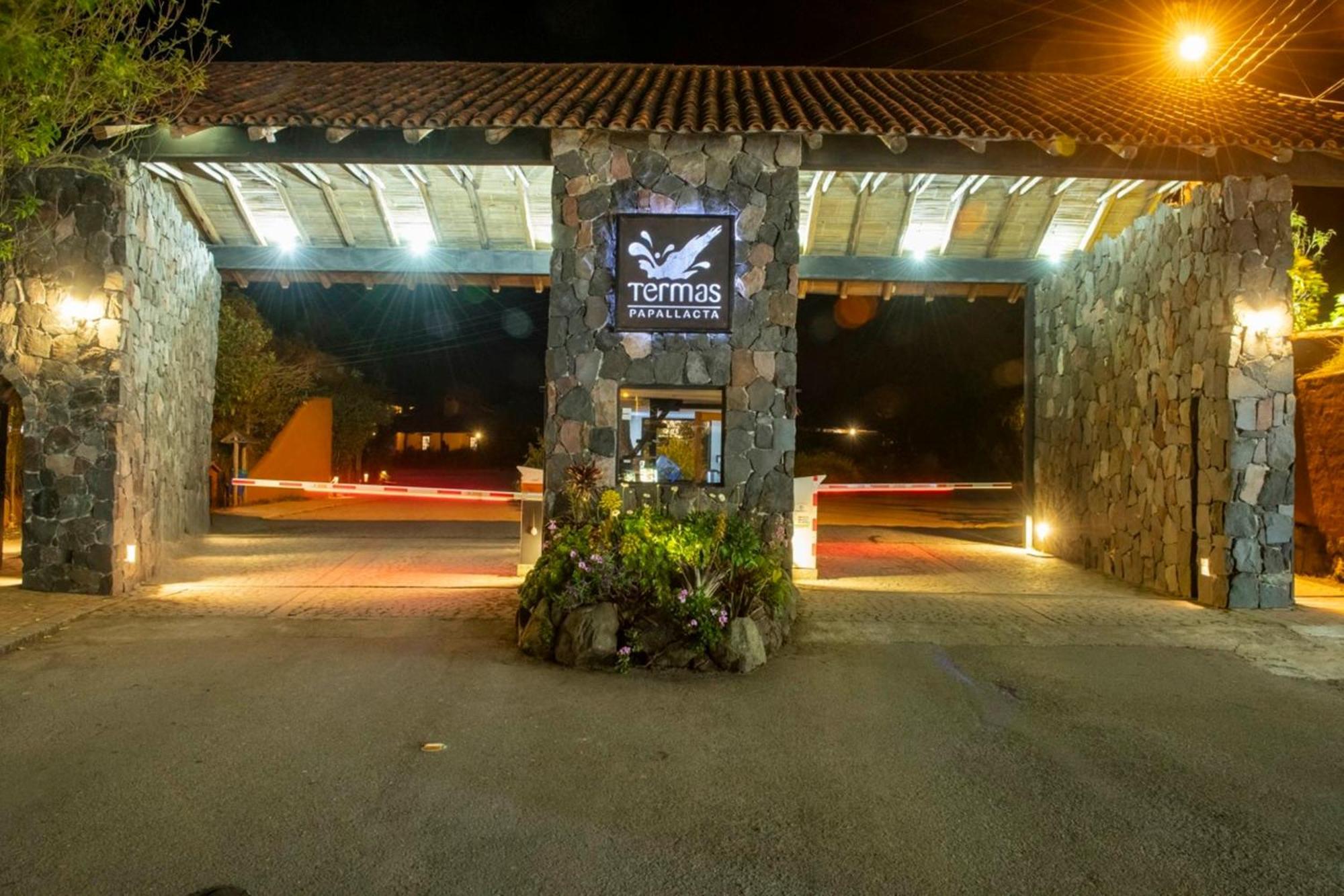 ホテル テルマス デ パパラクタ パパリャクタ エクステリア 写真 Termas Salto Grande