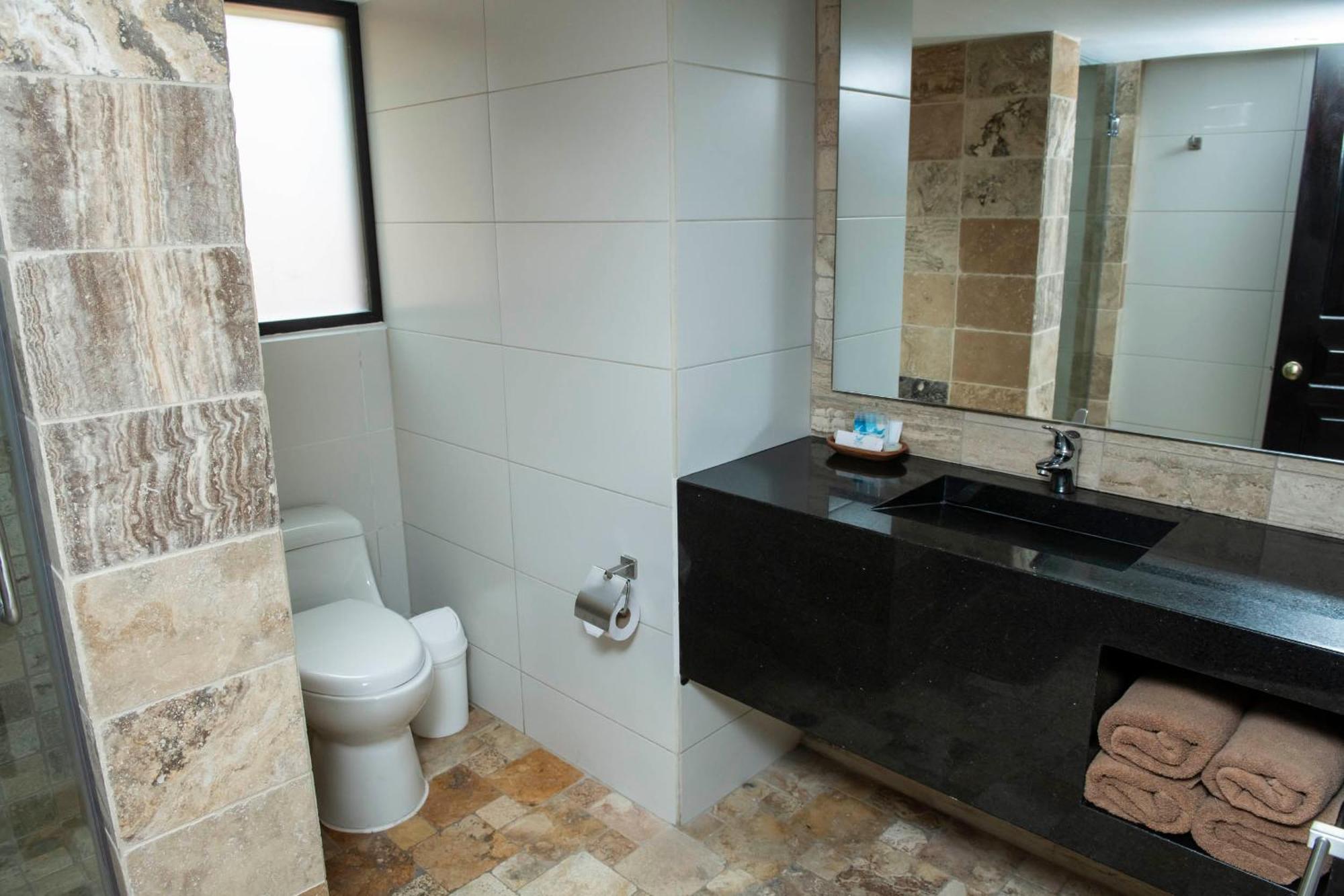 ホテル テルマス デ パパラクタ パパリャクタ エクステリア 写真 Bathroom